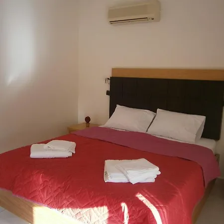 Hotel Maravelias Apartment